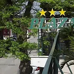 Plaza ホテル