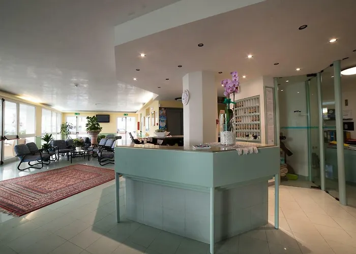 Hotel Plaza 3*