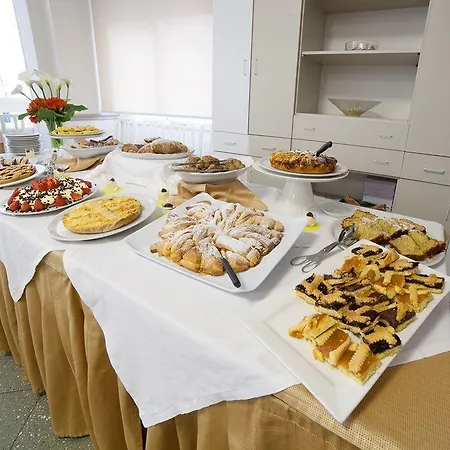 Plaza Hotell 3*