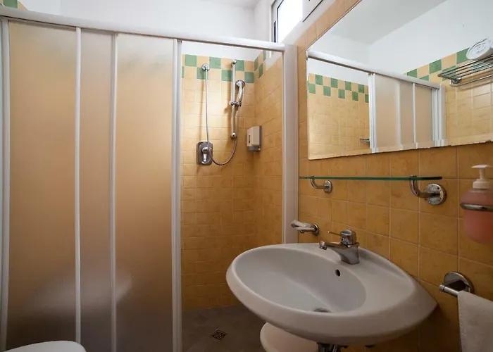 Hotel Plaza 3*