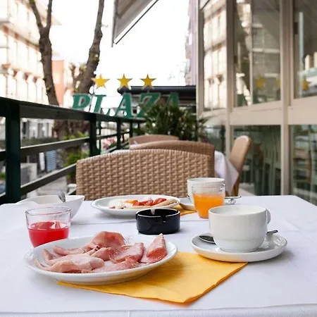 Plaza Hotel 3*