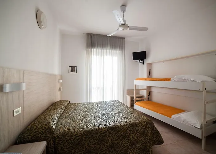 Plaza 3*