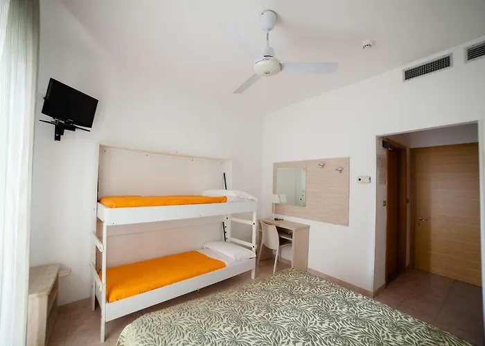 广场酒店 3* 里米尼